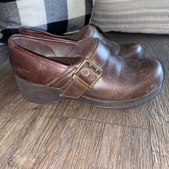 Skechers Size 6.5 ladies clogs - Picture 3 of 7